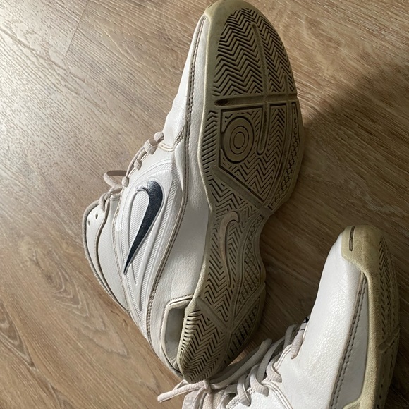 Nike Air white leather height top sneakers. Size 7 US 38 EU - Picture 5 of 5